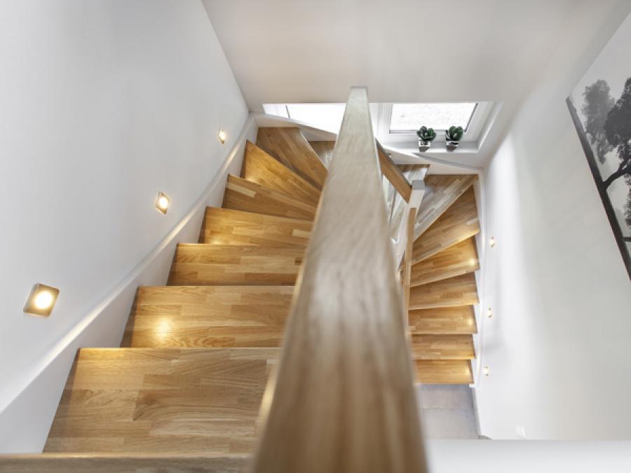 Vom Tresen bis zur Treppe – Maßangefertigte Lebensräume aus Holz